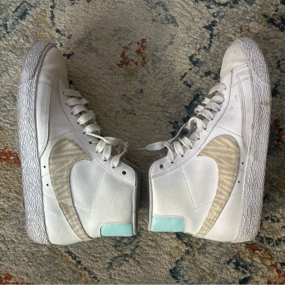 Nike White Blazer Sneakers - Picture 12 of 16